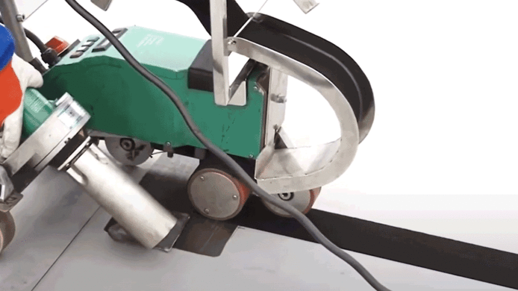 Install solar panels on a roof with VELCRO® Brand Products